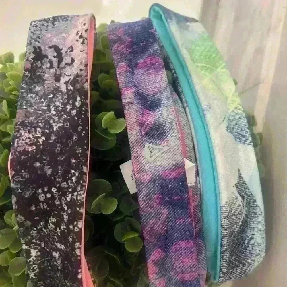 Ivivva by Lululemon set of three headbands.
